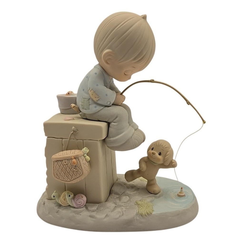 Precious Moments Porcelain Figurine 1988 "Just A Line To Wish You‎ A Happy Day"